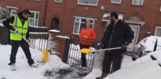 The Muslim Snow Patrol Cleaning Up The City